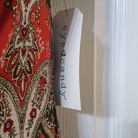 Eye Candy cold shoulder paisley butter soft midi dress   Sz M  NWT - Picture 4 of 9